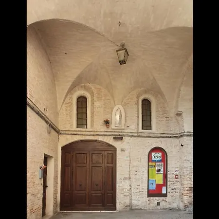 ベッド・アンド・ブレックファスト Serena 3*